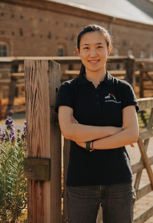 Linshan (Lilli) LI